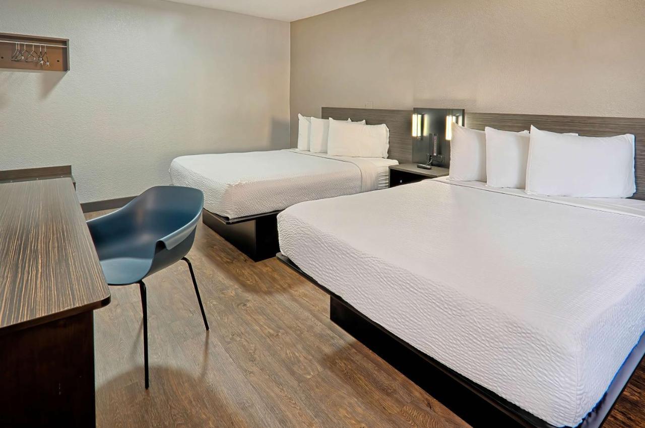 6-lancaster, Ca Hotel 2*