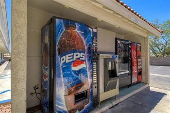 6-lancaster, Ca 2*